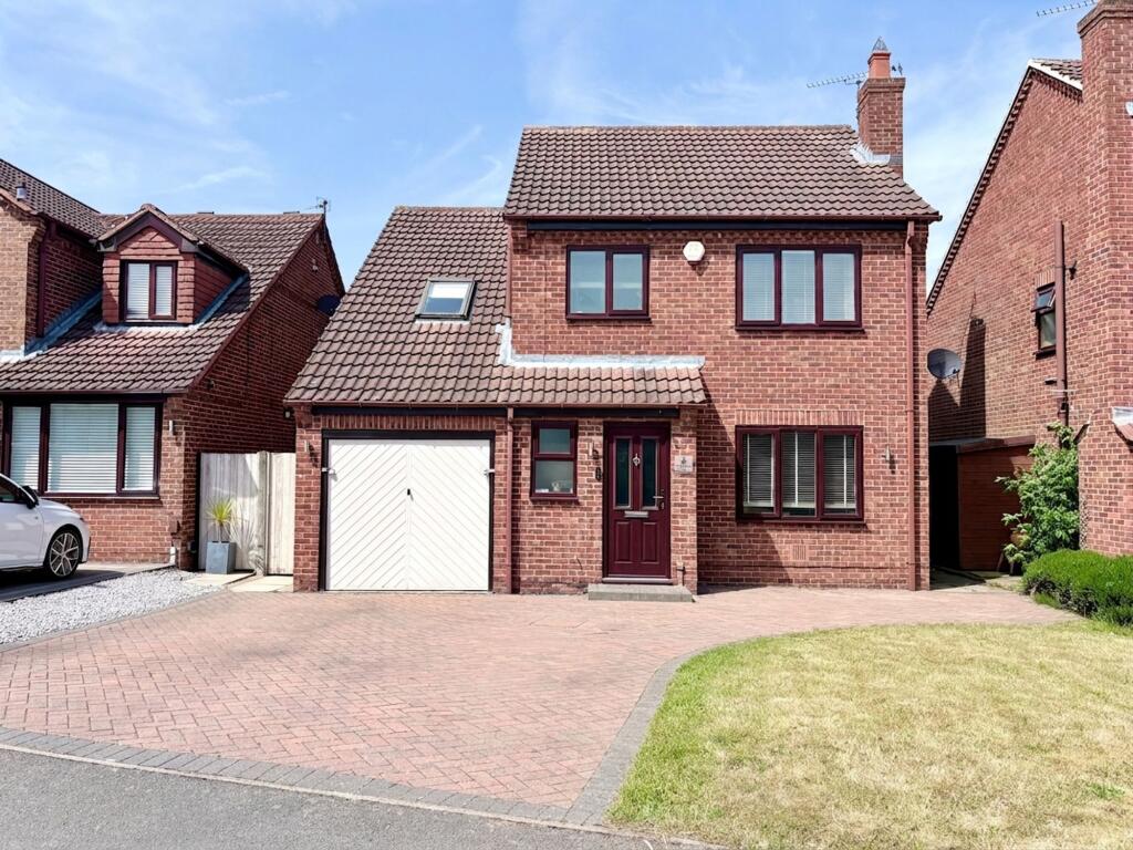 Main image of property: Plumpton Gardens, Bessacarr, DN4