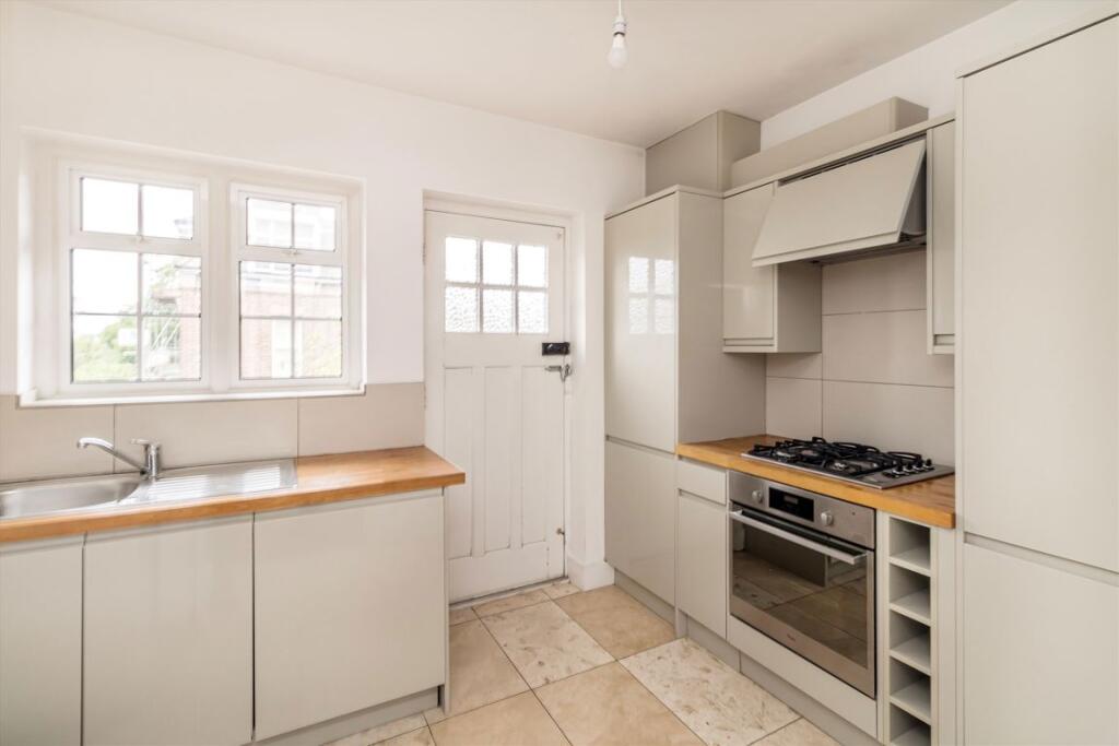 Main image of property: Forest Hill Road, Forest Hill