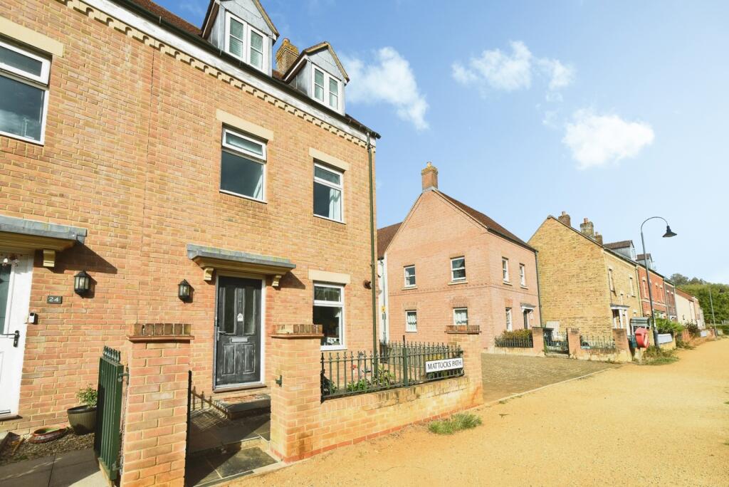 Main image of property: Mattocks Path, Swindon, SN1