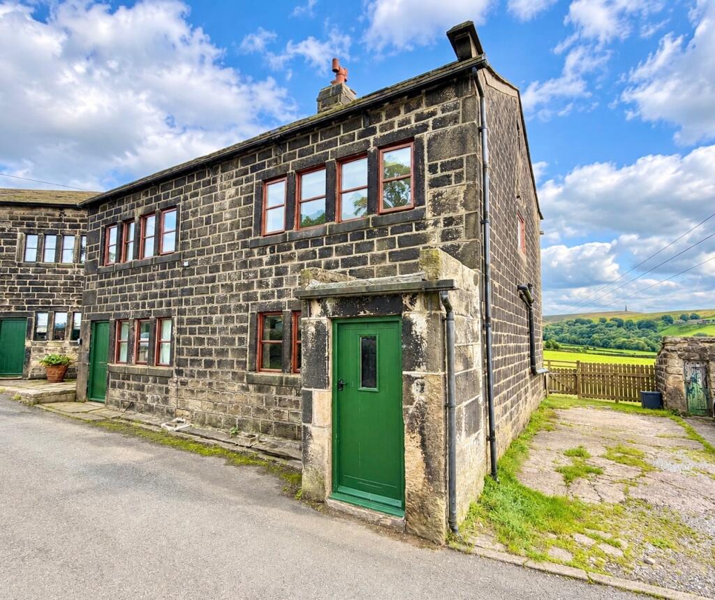 Main image of property: Horsehold, Hebden Bridge, HX7 6JN