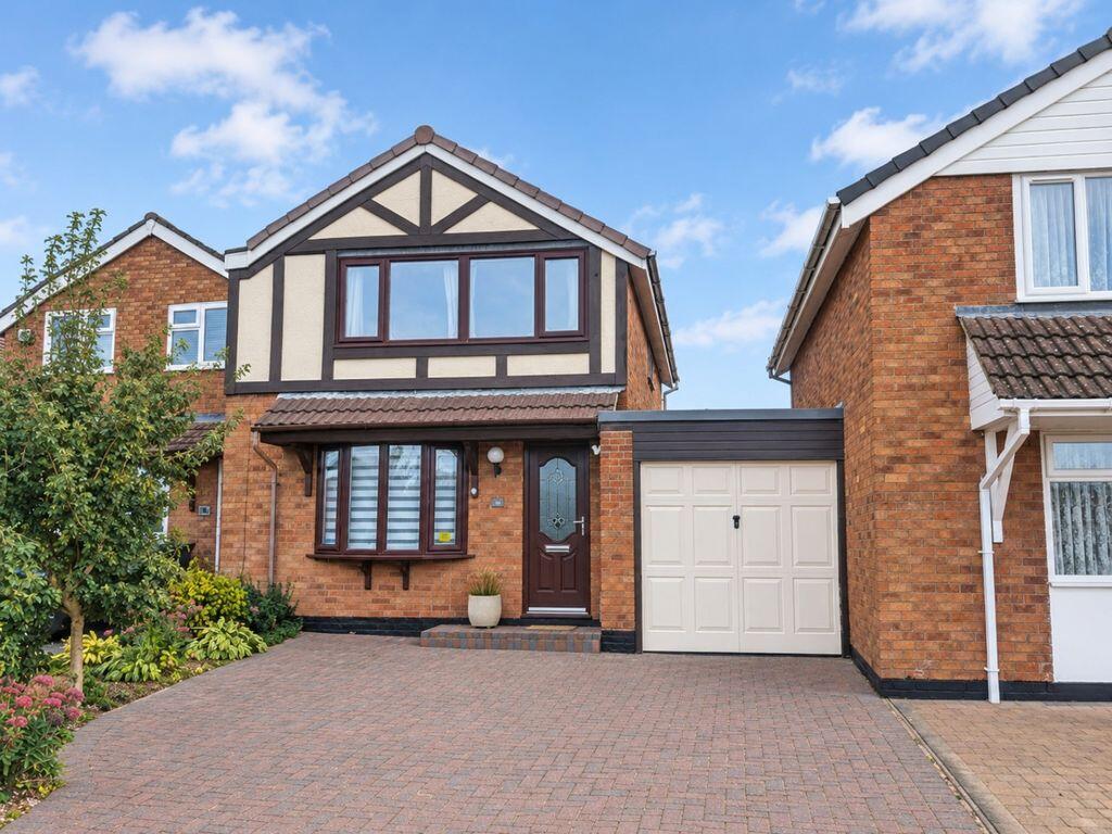 Main image of property: Norfolk Crescent , Nuneaton