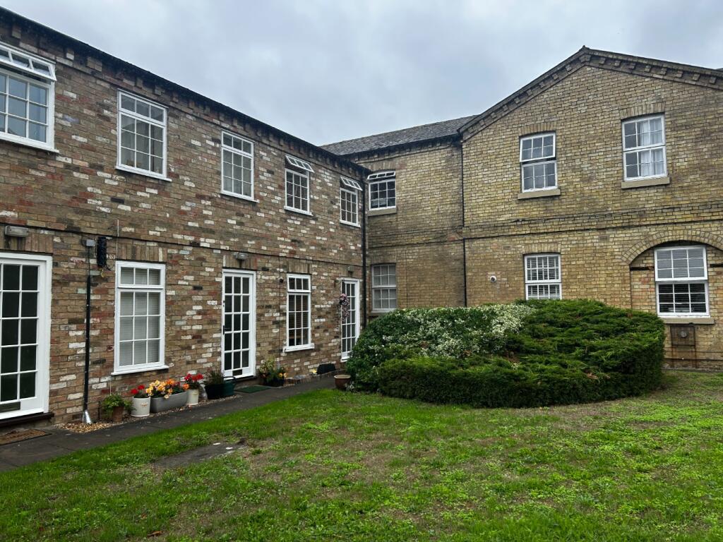 Main image of property: The White House, St. Neots Road, Eaton Ford, St. Neots, Cambridgeshire, PE19 7BE