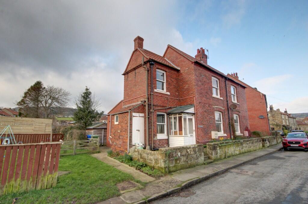 Main image of property: 7 Middlewood Lane, Fylingthorpe, YO22 4UB