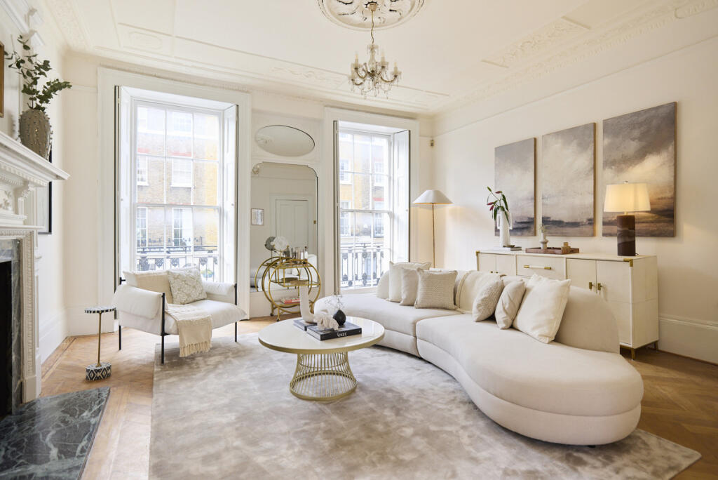 Main image of property: Albion Street, Hyde Park, London, W2 2