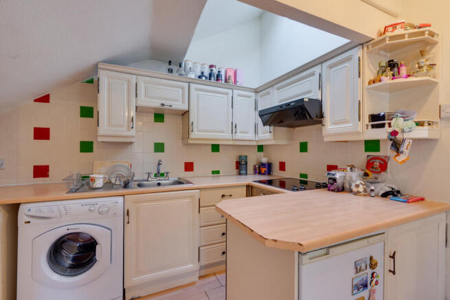 Flat 2: Kitchen