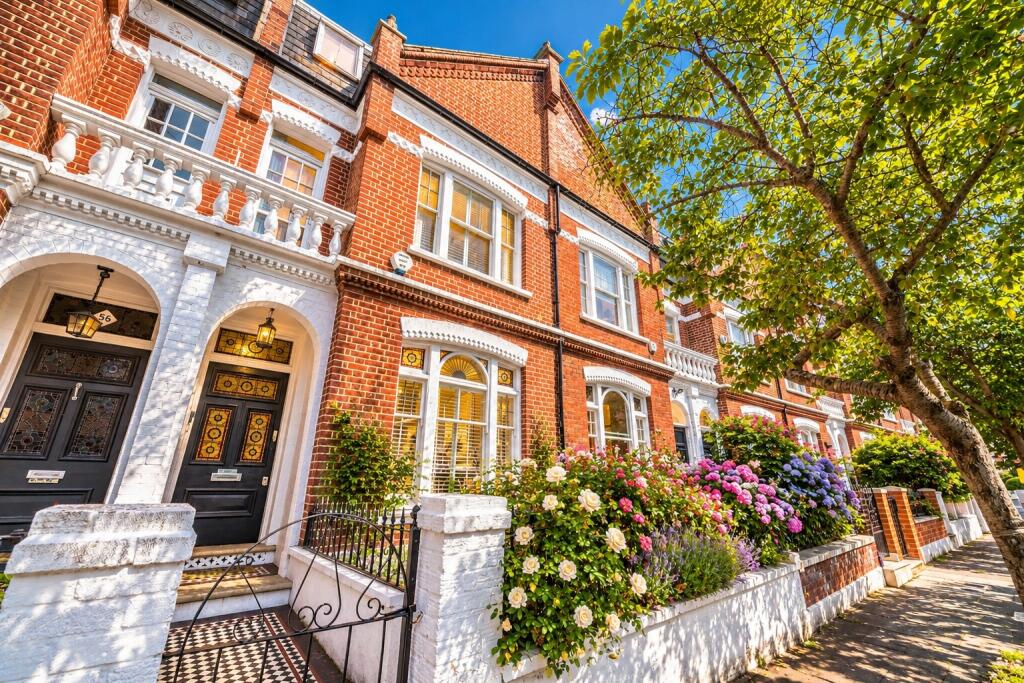 Main image of property: Bovingdon Road, 
Sands End, SW6