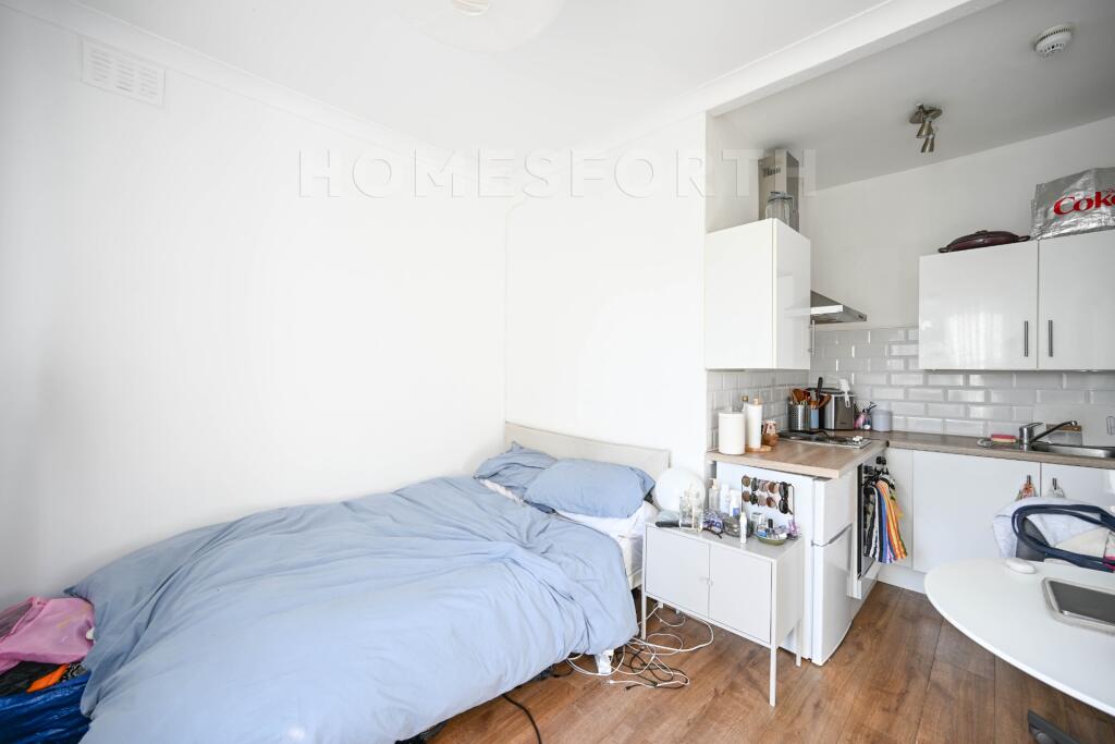 Main image of property: West End Lane, West Hampstead, NW6