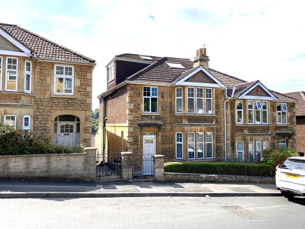 Main image of property: Old Newbridge Hill, Newbridge, Bath, Bath And North East Somerset