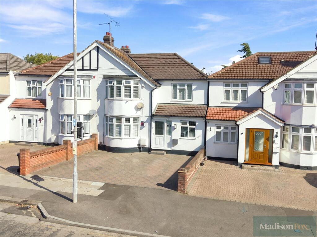 Main image of property: Clayhall Avenue, Ilford, IG5