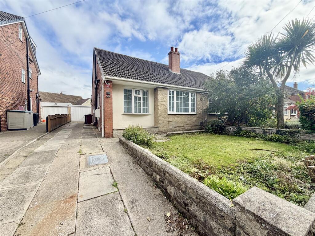 Main image of property: Springbank Crescent, Garforth, Leeds