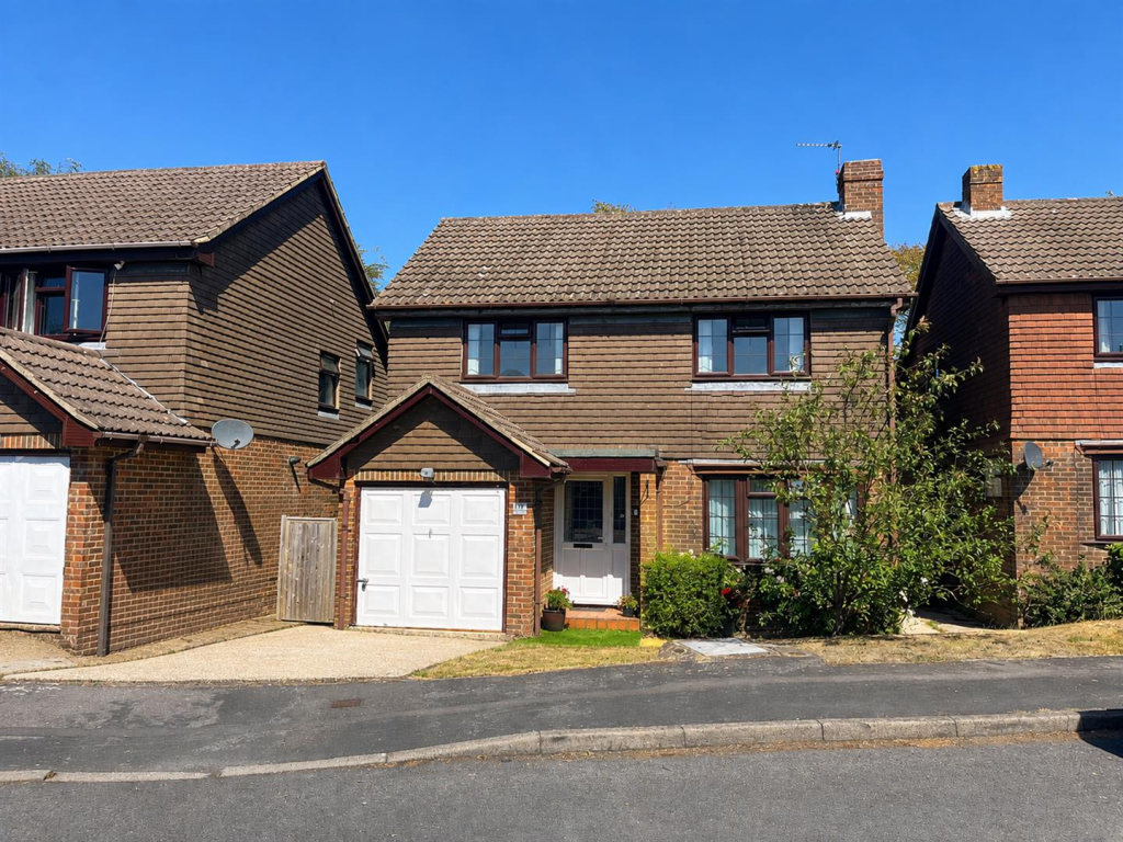 Main image of property: Ridgeway Close, Heathfield, TN21 8NS