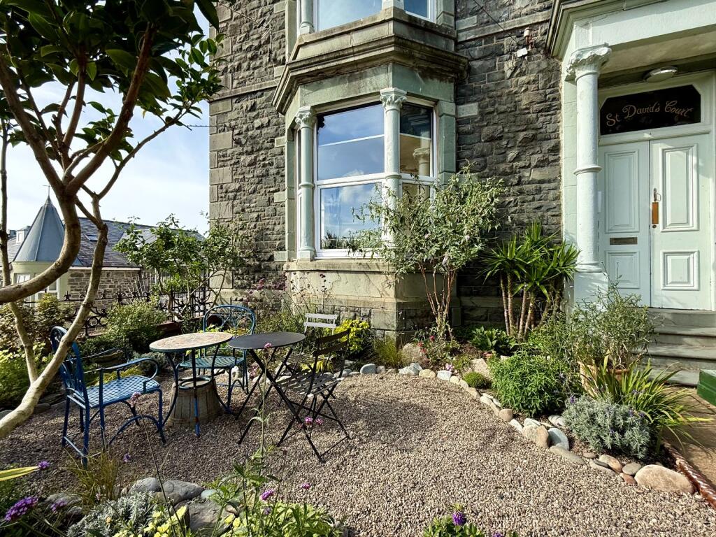 Main image of property: Flat 1, St. Davids Court, Barmouth, LL42 1AF