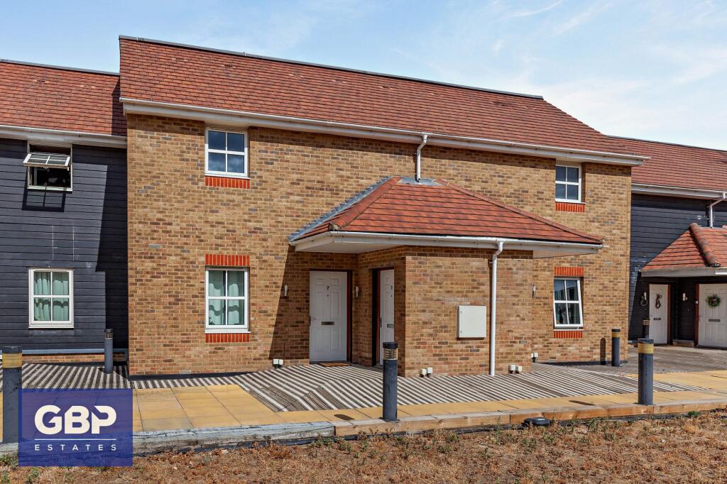 Main image of property: Market Place, Nayland Court, RM1