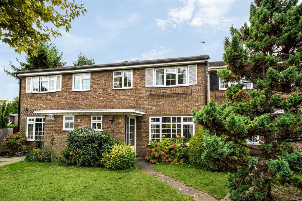 Main image of property: Mayfare, Croxley Green, Rickmansworth
