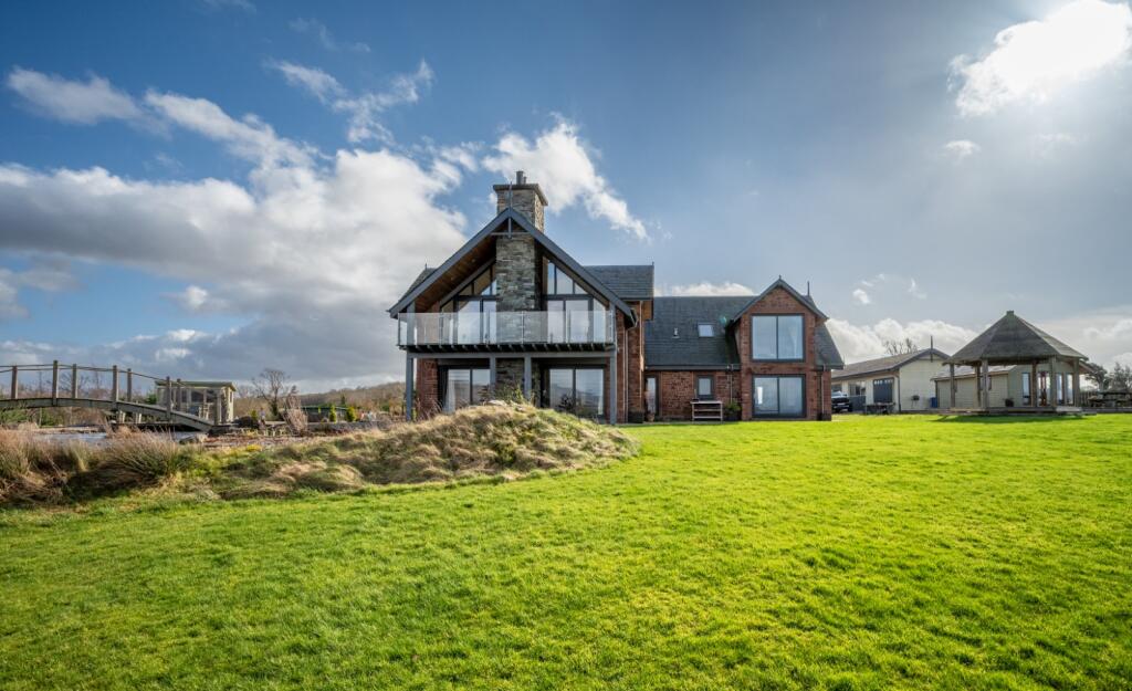 Main image of property: Mid Gartocharn Farm