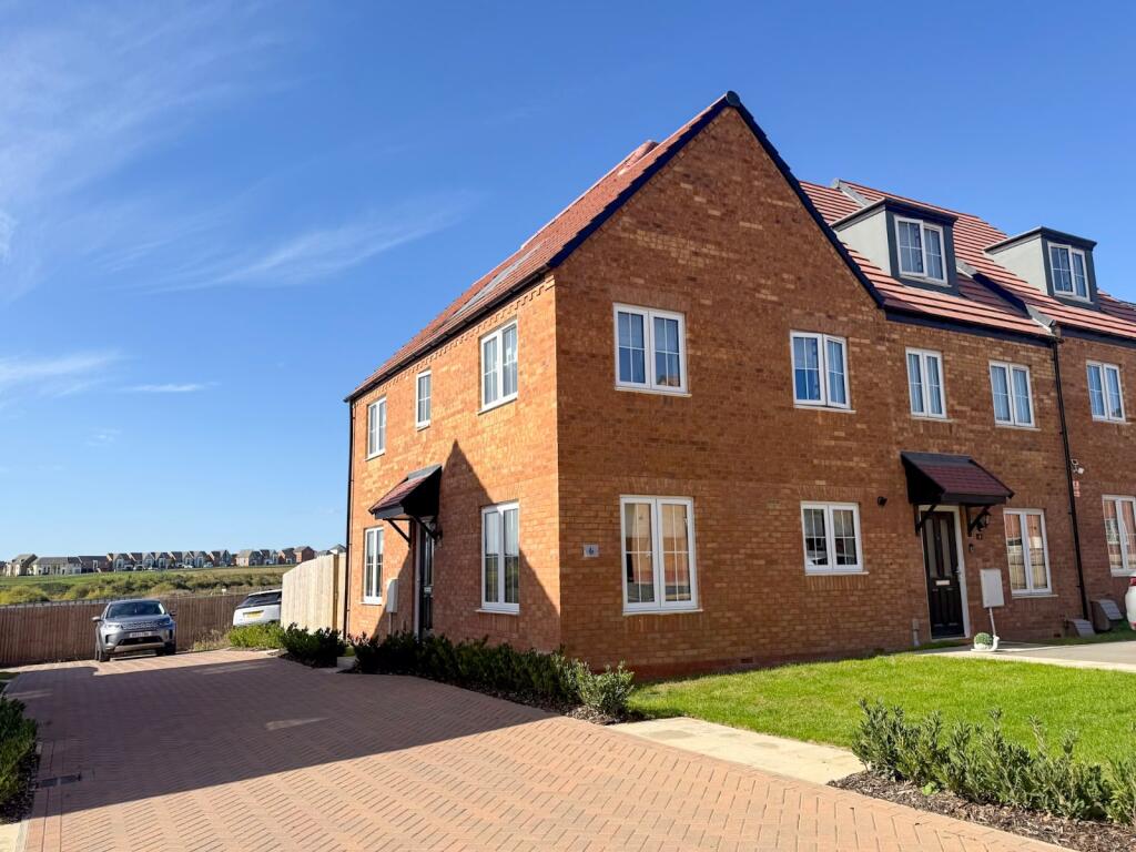 Main image of property: Mistletoe Gardens, Corby, Northamptonshire, NN17