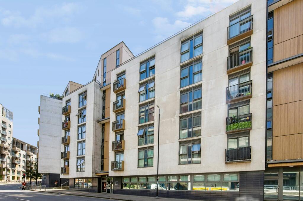 Main image of property: 41 New England Street, Pullman Haul, Brighton, BN1 4GQ
