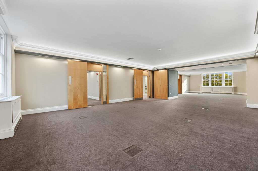 11 Connaught Place 3rd floor.JPG