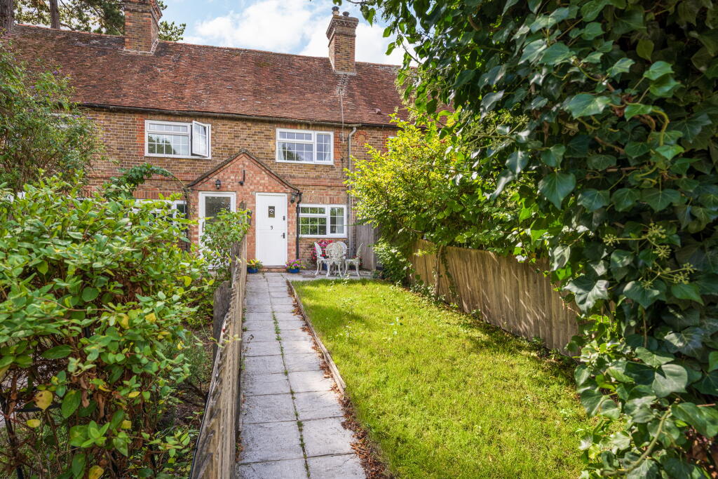 Main image of property: Mount Pleasant, Wantage, OX12