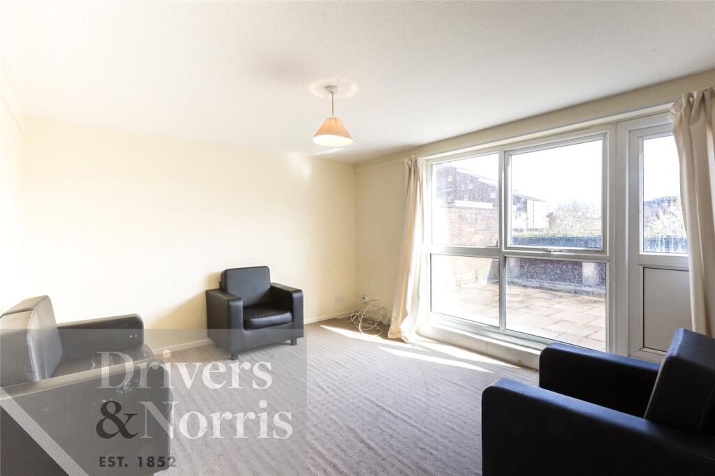 Main image of property: Ray Walk, Finsbury Park, London, N7