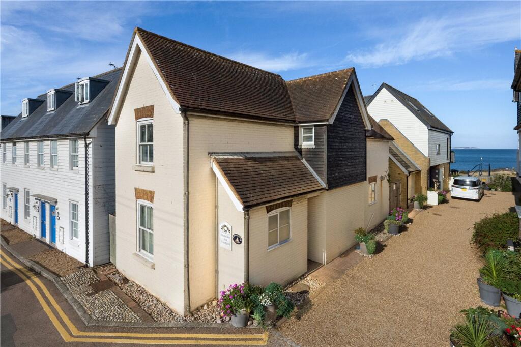 Main image of property: Island Wall, Whitstable, CT5