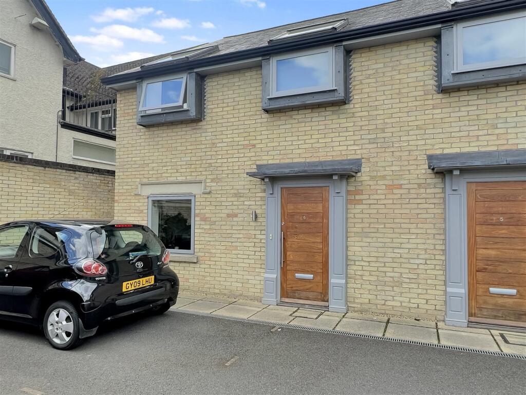 Main image of property: Station Road, Great Shelford, Cambridge