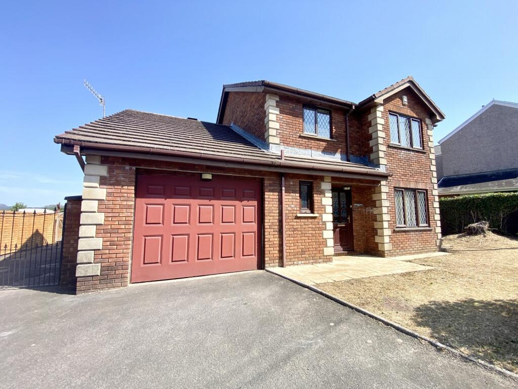 Main image of property: Heol Las, Birchgrove, Swansea, City And County of Swansea.