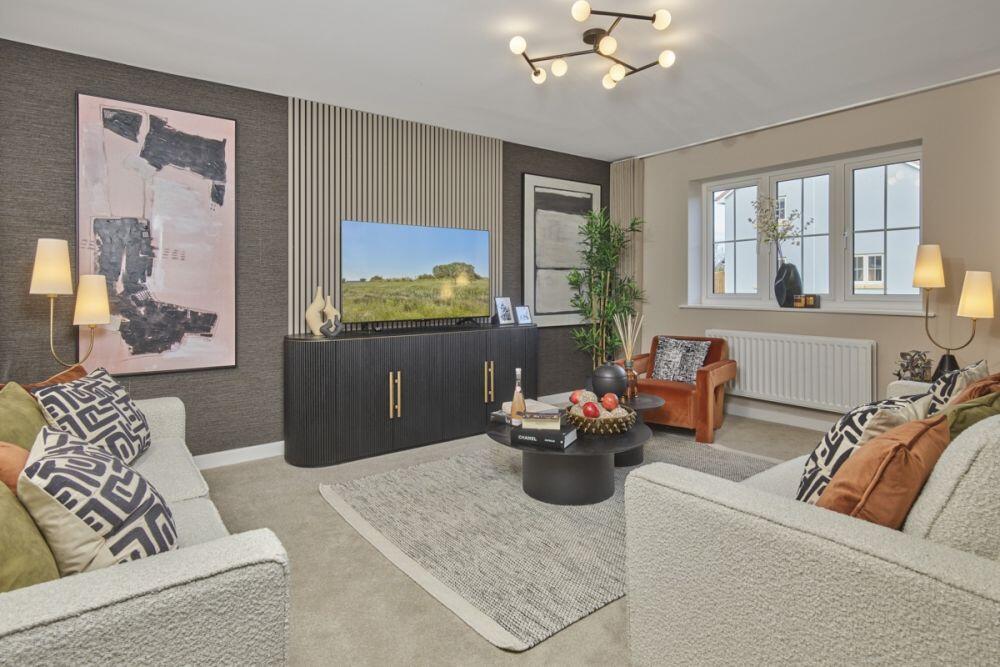 Main image of property: Henley Road, 
Ipswich, 
Suffolk, 
IP1 6FJ