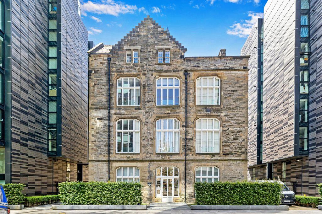 Main image of property: 22/5 Simpson Loan, Lauriston, Edinburgh, EH3 9GD
