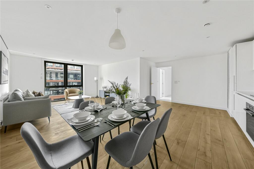 Main image of property: Merchant Square, W2