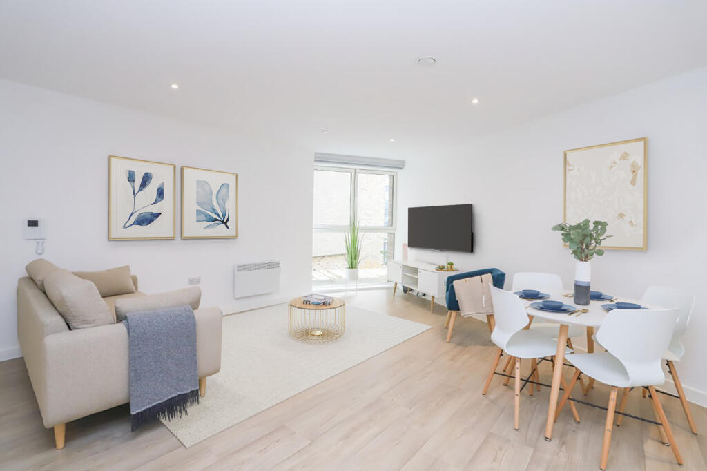 Main image of property: Clippers Quay, Salford Quay Salford M50