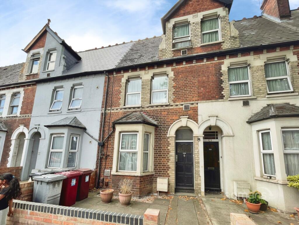 Main image of property: Caversham Road, Reading, Berkshire, RG1