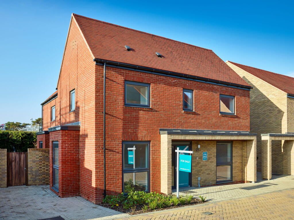 Main image of property: Banbury Road
Oxford
OX2 8GB