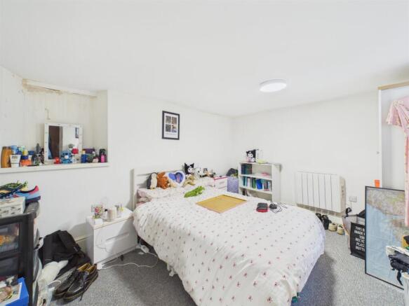 Flat 2 bedroom one