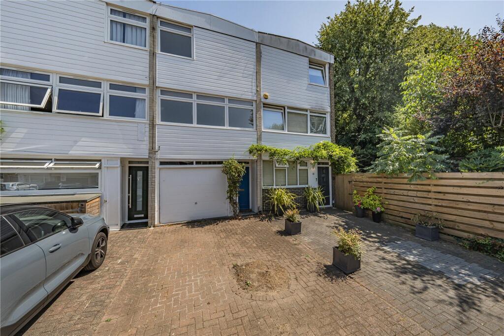 Main image of property: Paxton Close, Richmond