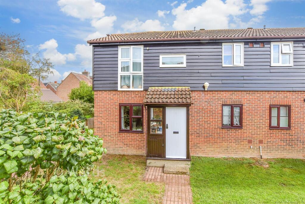 Main image of property: Oak Tree Close, Marden, Tonbridge, Kent