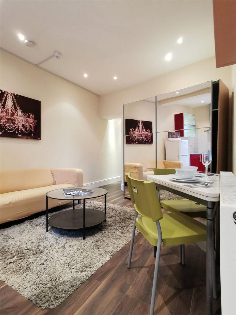 Main image of property: High Road, Willesden, London, NW10