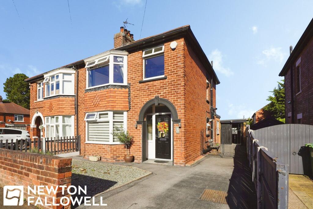Main image of property: Harewood Avenue, Retford, DN22