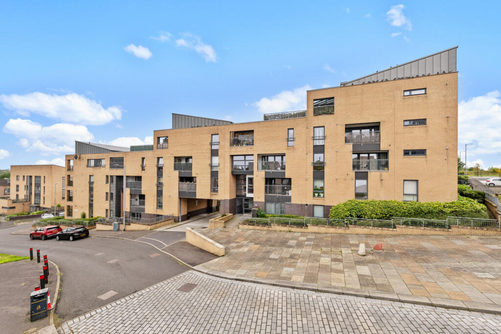 Main image of property: 1/2, 79 Guthrie Street, Glasgow, G20 8DJ