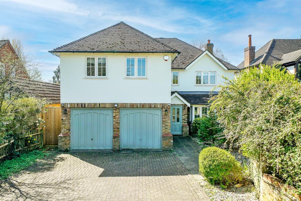 Main image of property: London Road, St. Albans