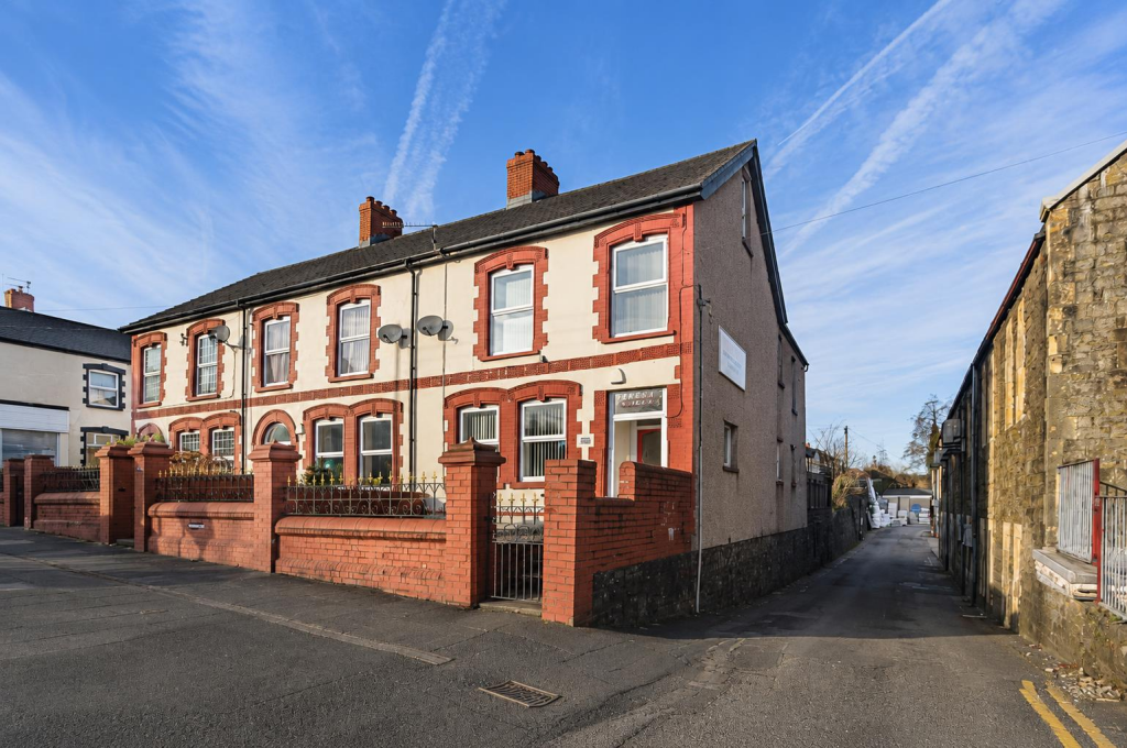 Main image of property: Tredegar Road, Ebbw Vale