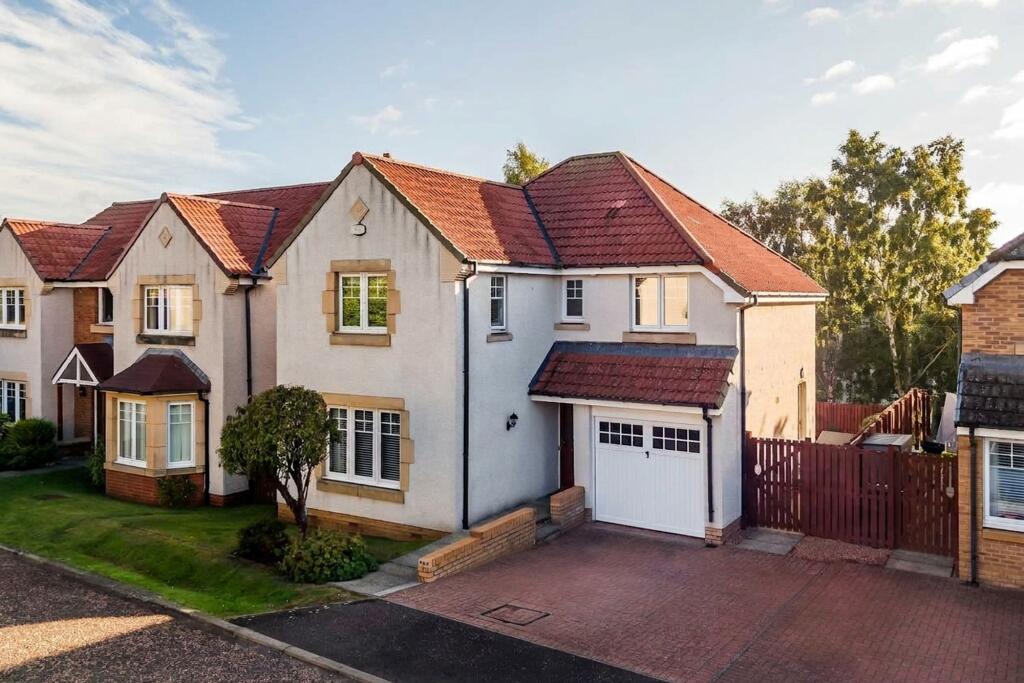 Main image of property: 11 Soyaux Avenue, Monifieth, DD5 4HE