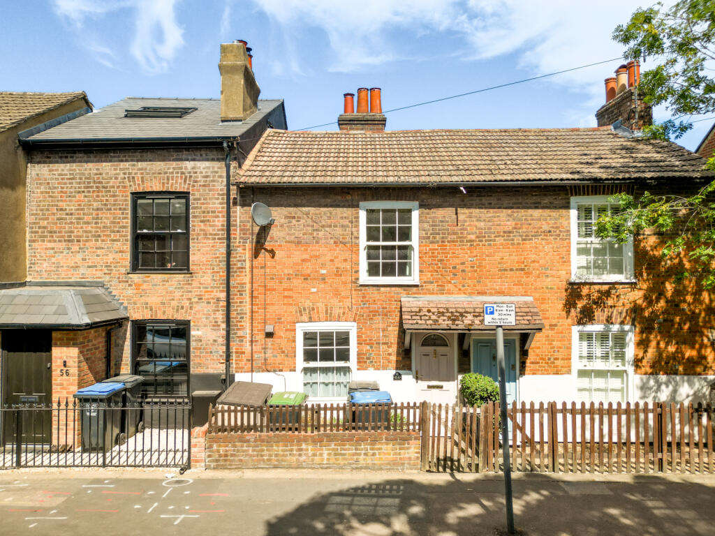 Main image of property: High Street, Berkhamsted, HP4