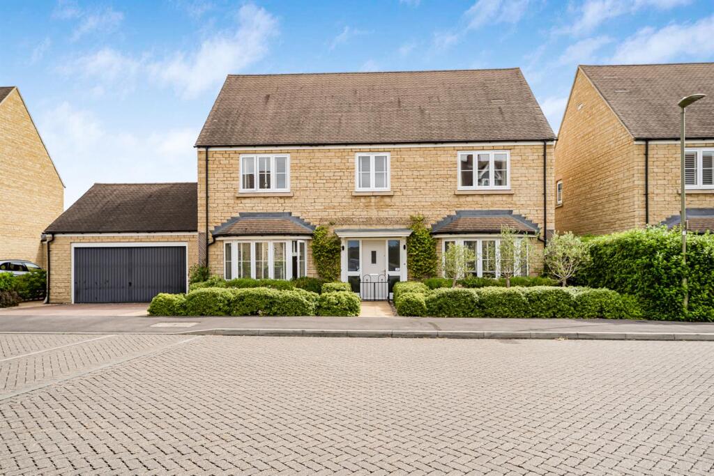 Main image of property: Norridge Way, Long Hanborough, Witney
