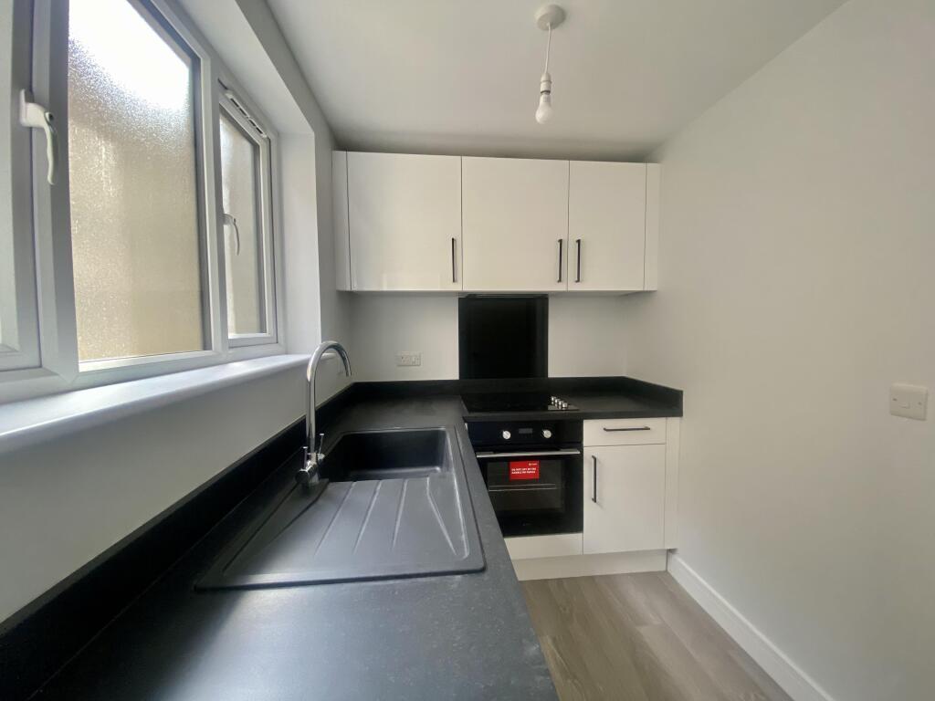 Main image of property: Bitterne Road, SOUTHAMPTON