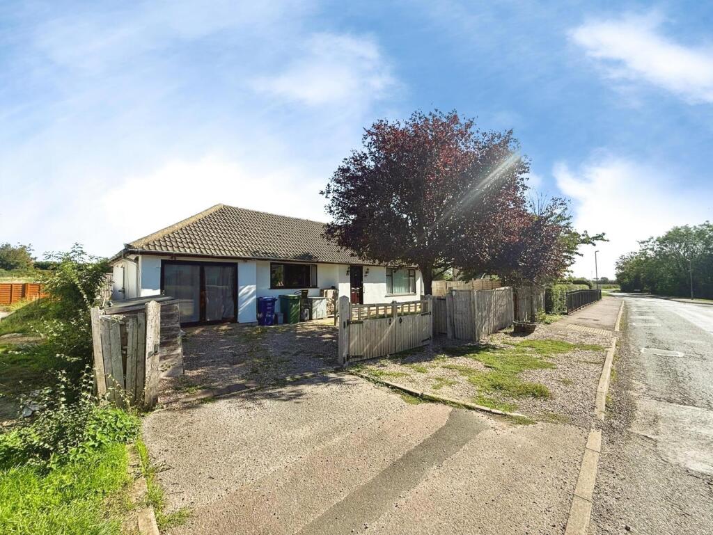 Main image of property: Fewcott Road, Fritwell, Bicester