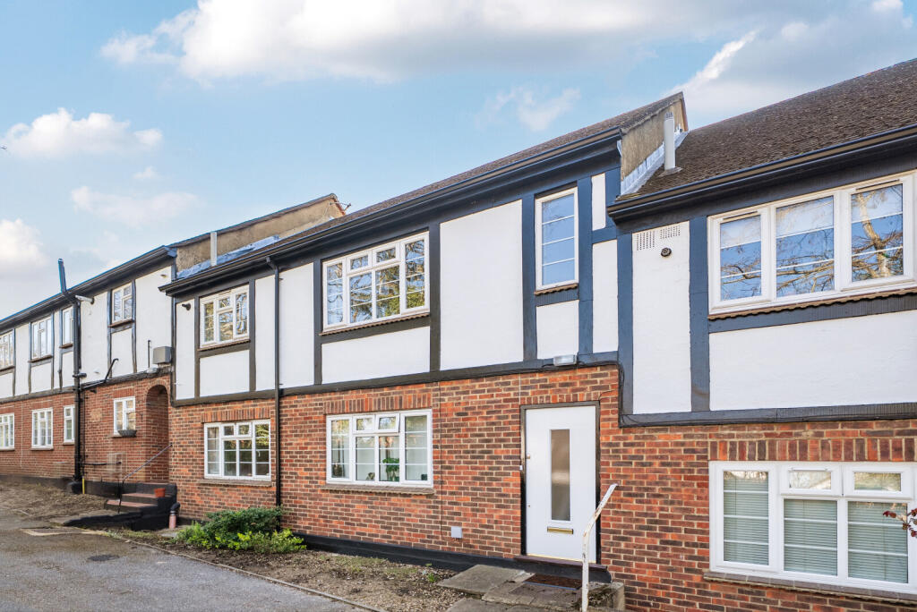 Main image of property: Arlington Lodge, Monument Hill, Weybridge, KT13
