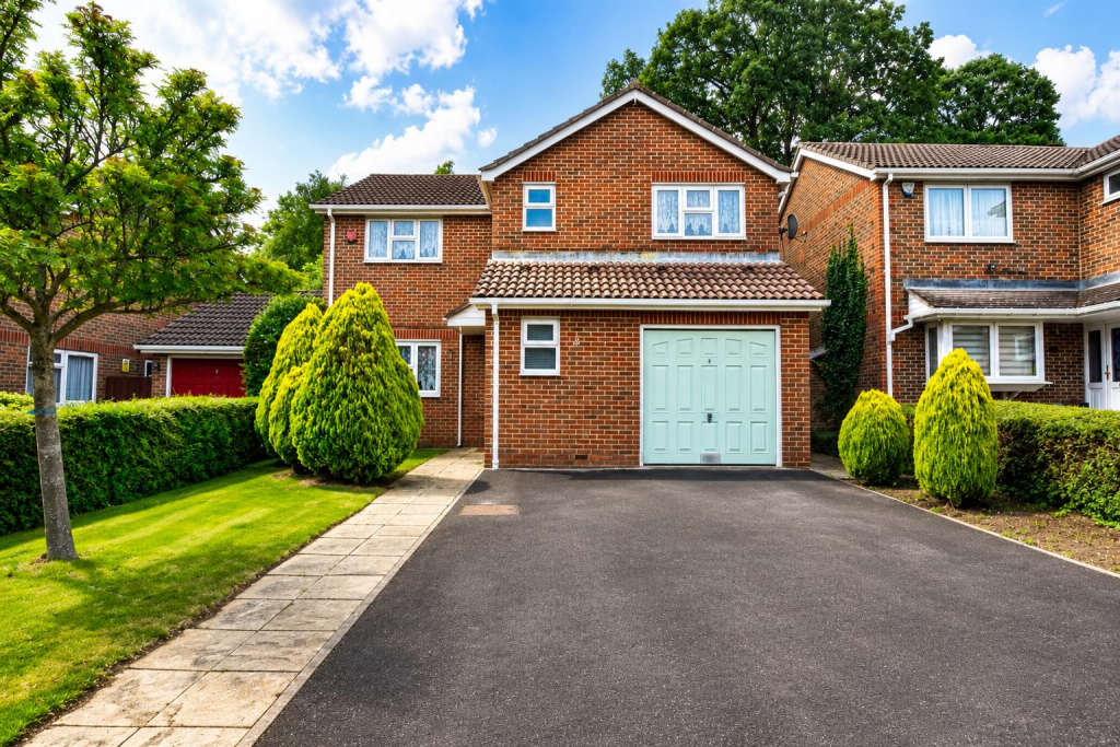 Main image of property: Lambsfrith Grove, Hempstead, Gillingham