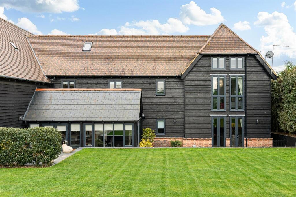 Main image of property: Hare Street, Buntingford
