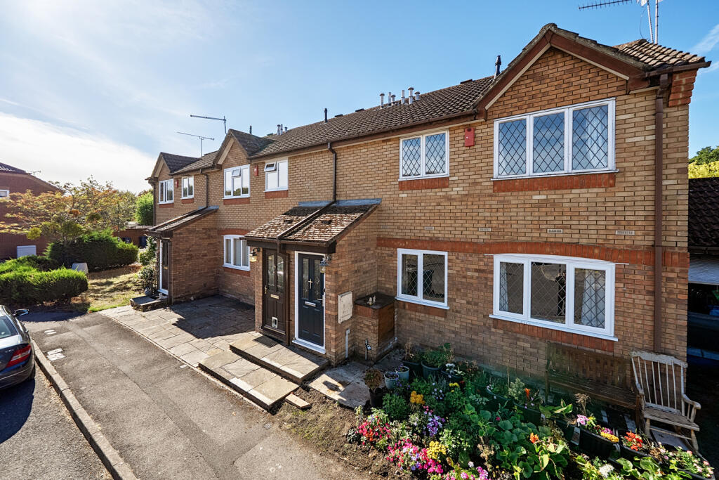 Main image of property: Stockwood Way, Farnham, GU9
